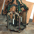 Rokoková lucerna z železného stříhaného tepaného a barveného plechu (stav před restaurováním)